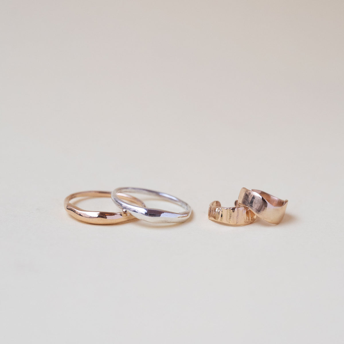 Les Vivants – Curves Mini Ring