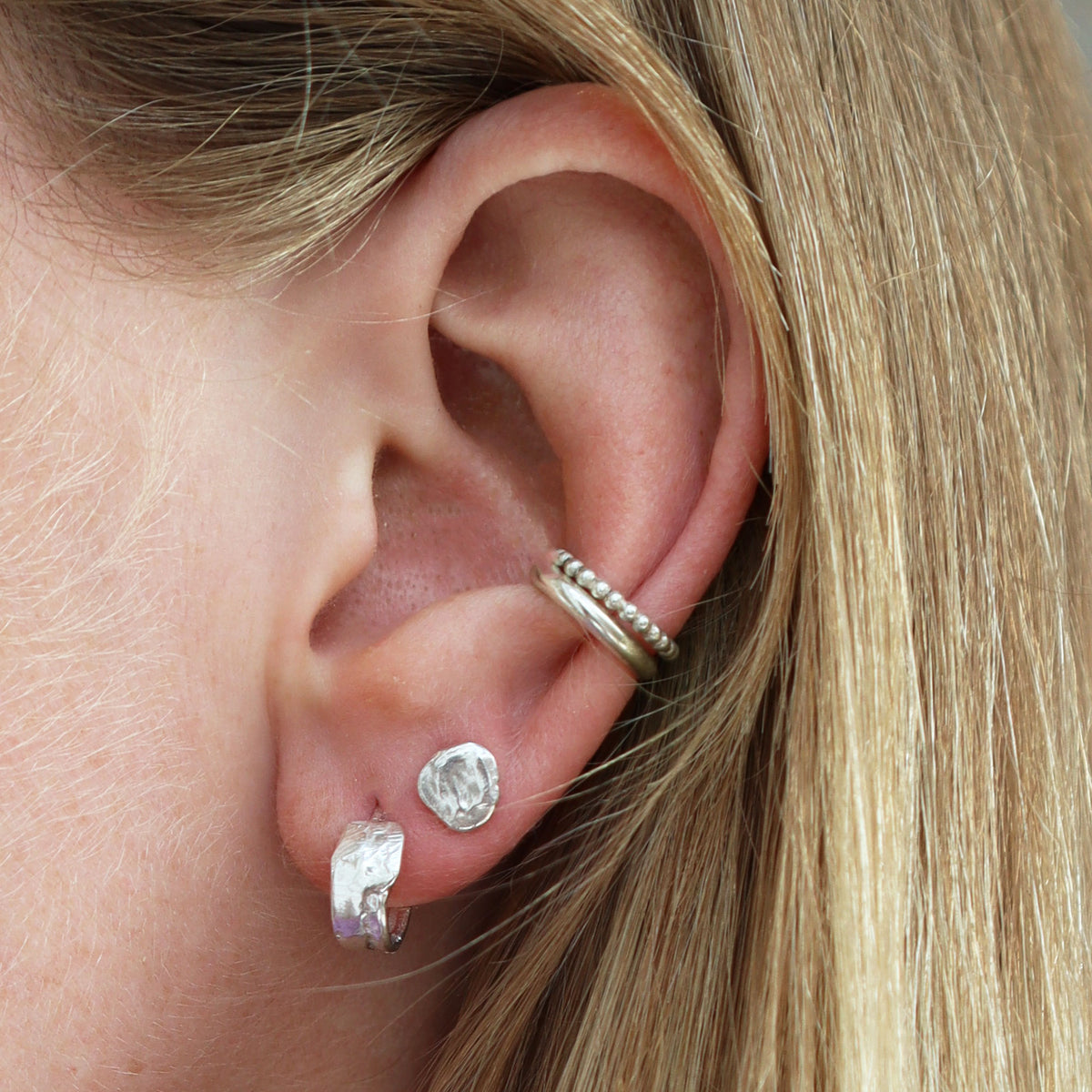 Les Vivants – Craters Studs