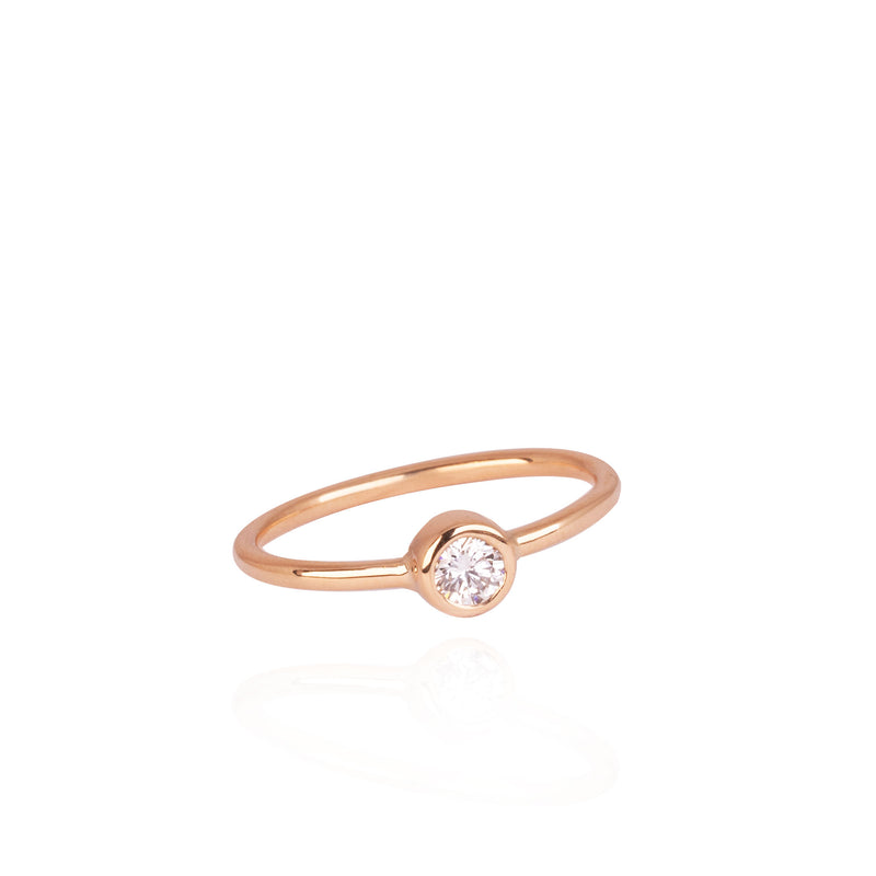 caroline hjerpe recycled diamond ring