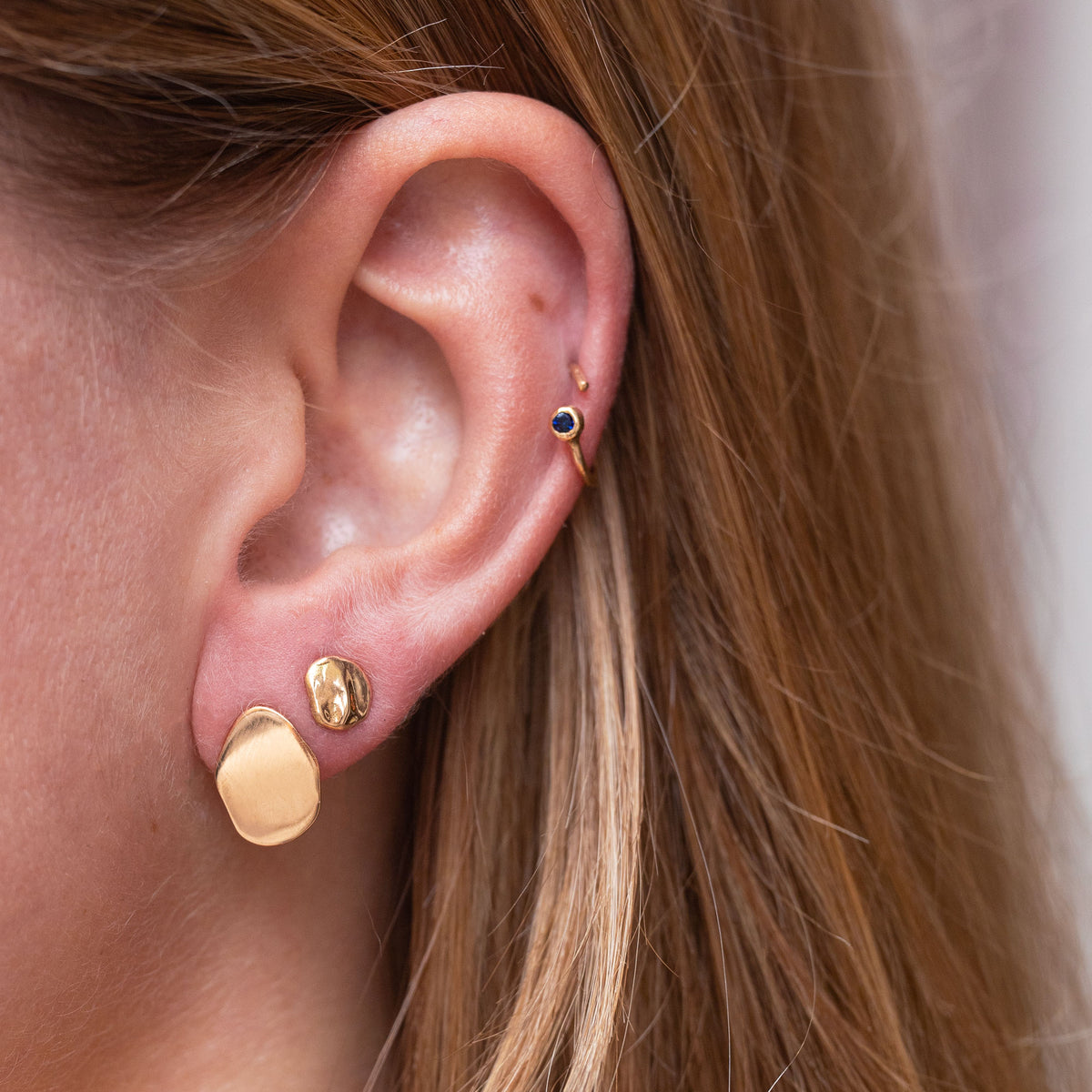 Les Vivants – Curves Studs