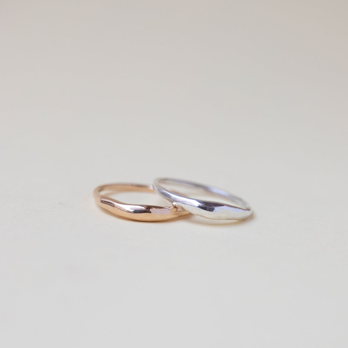 Les Vivants – Curves Mini Ring