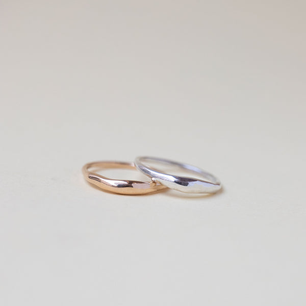 Les Vivants - Curves Mini gold ring