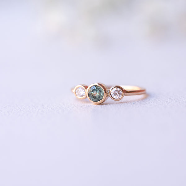 Les Triplés - Soft Green Sapphire + Diamonds