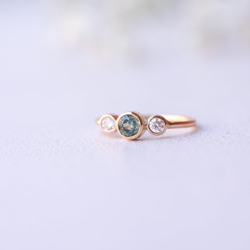 Les Triplés - Soft Green Sapphire + Diamonds
