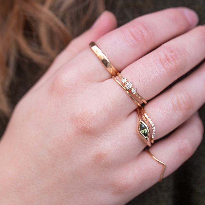Mini Chunky Eye - Green Sapphire
