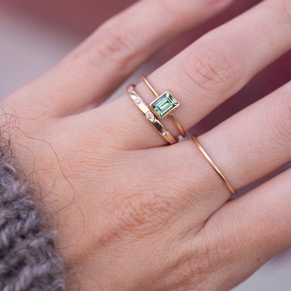 Les Bonbons - Sunlit Green Sapphire