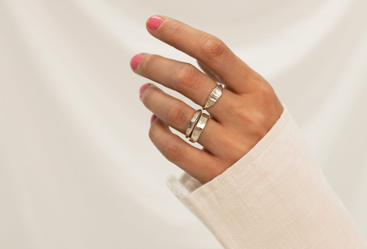 Les Vivants – Curves Ring