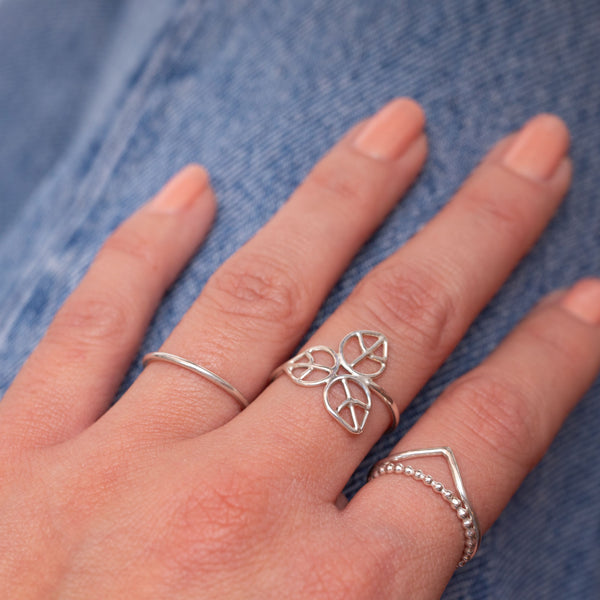 Circled Silver Klöver