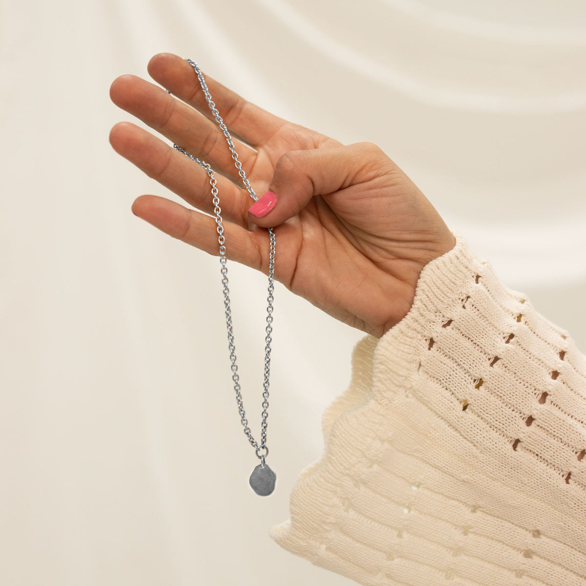 Les Vivants – Curves Necklace