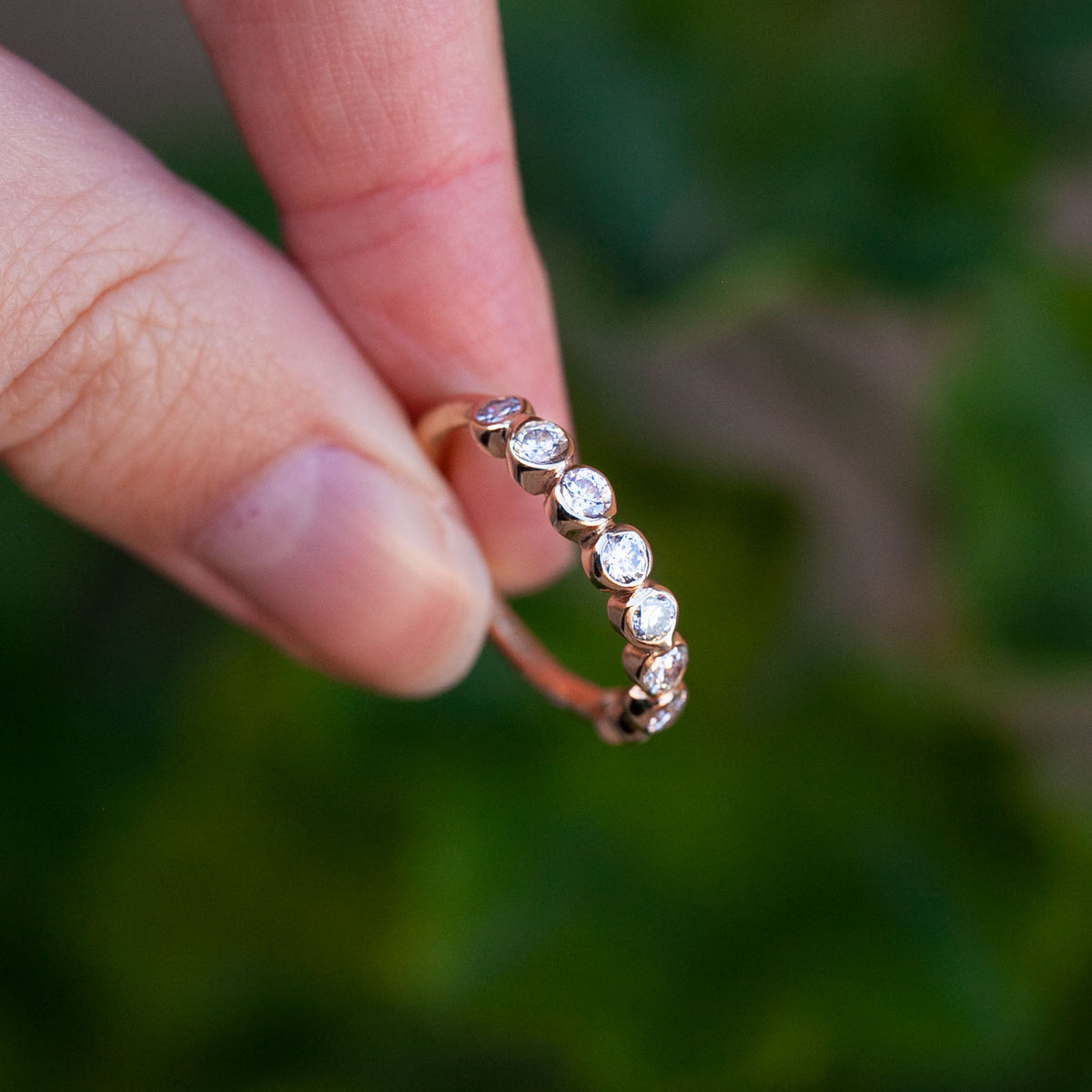 guldring med diamanter
